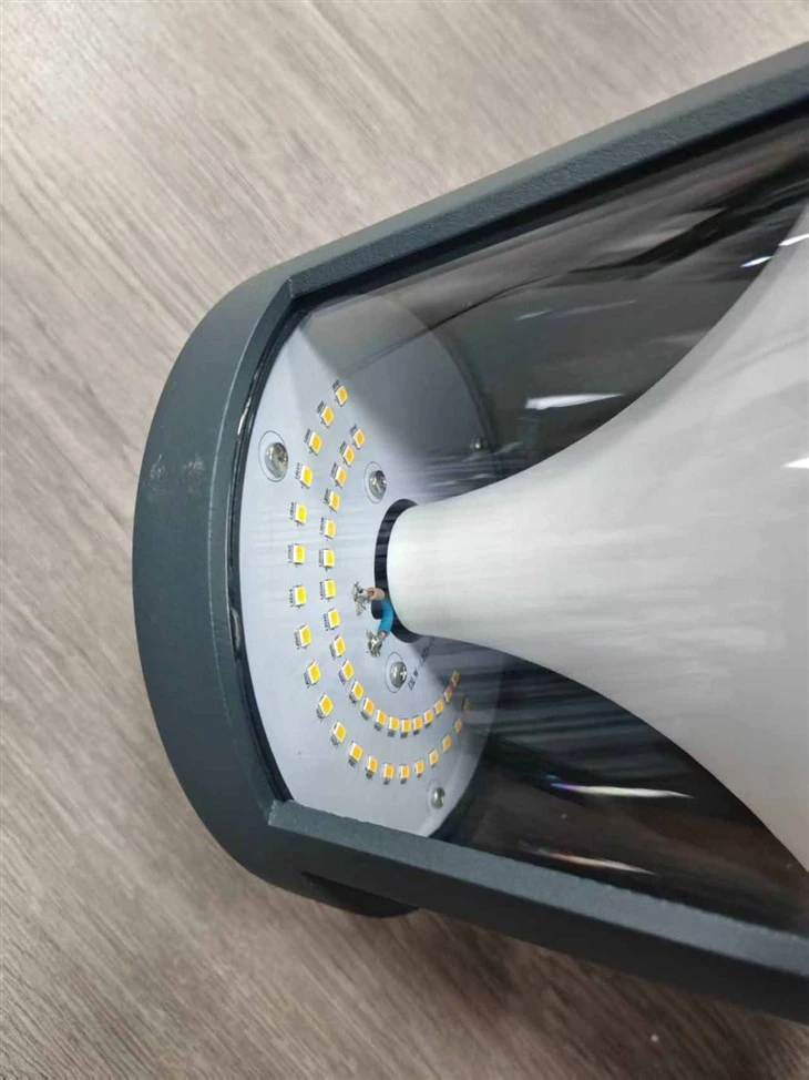 Bulk Anti-UV LED Bollard China Led Outdoor Bollard best